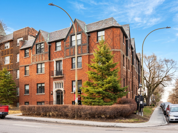 1 chambre (3-1/2) au 6878, Rue Sherbrooke Ouest, NDG